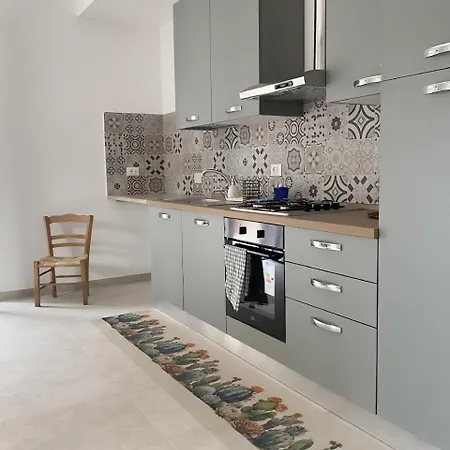 La Casetta Rossa - * Rome