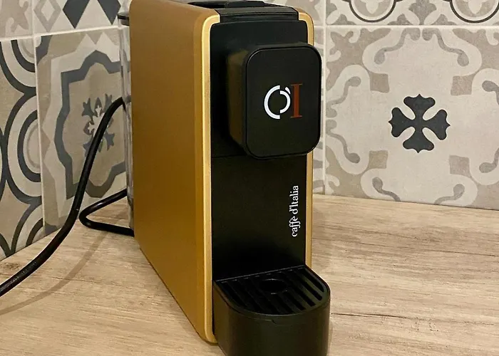 La Casetta Rossa - *